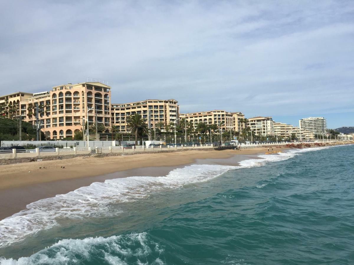 Vue * Cannes